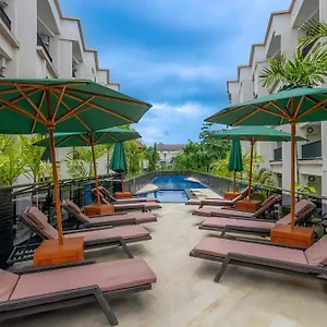 **** Отель Cross Vibe Paasha Atelier Bali Kuta Индонезия
